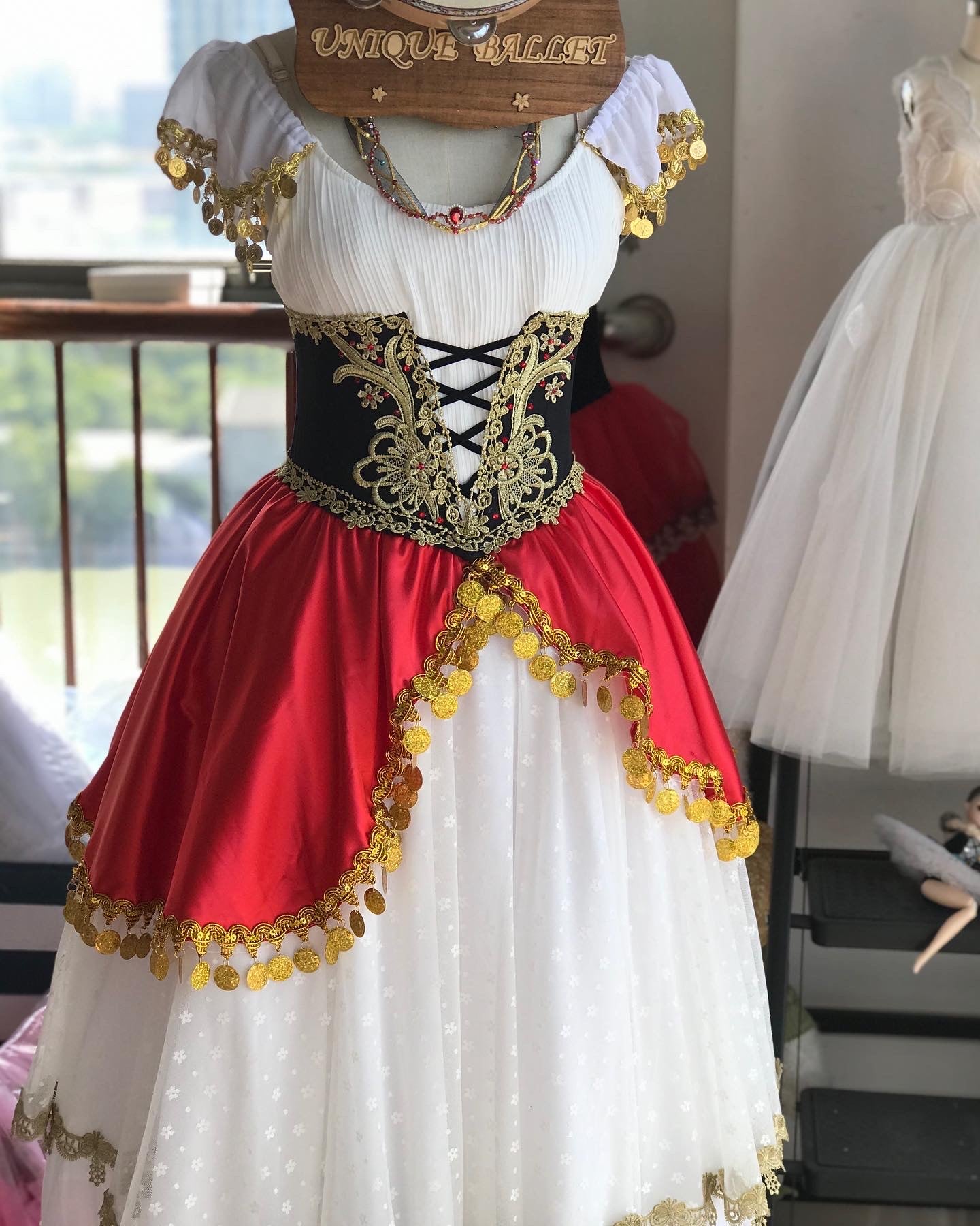 Professional La Esmeralda Romantic Ballet TuTu Costume Tambourine Dance Long Romantic Tutu Dress -RYLREWHTESMRLDGD