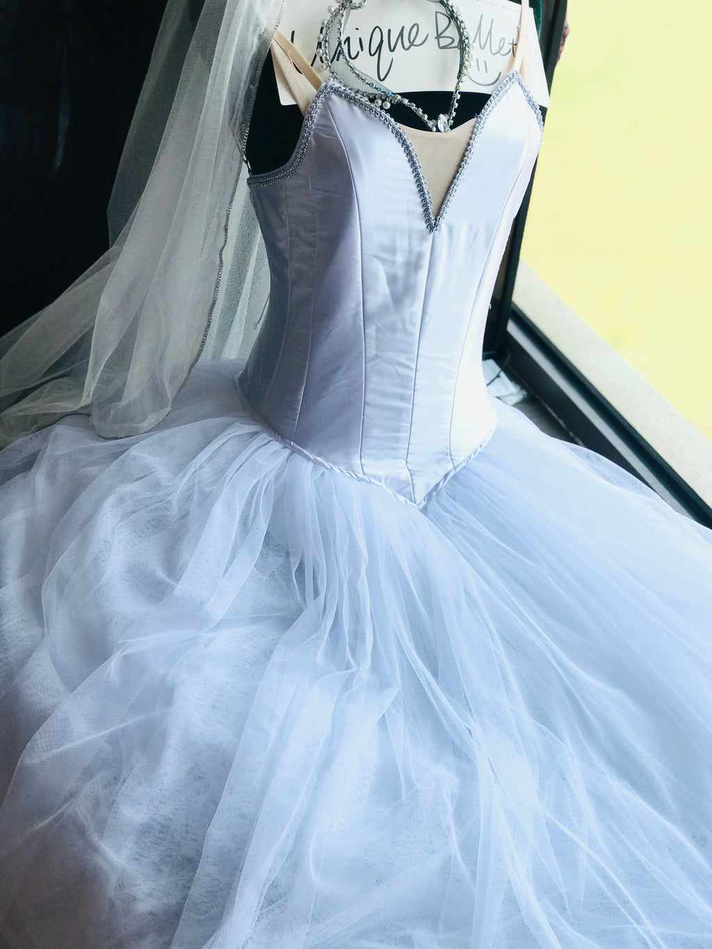 Romantic & Bell Dress Tagged "White Tutu" UniqueBallet Romantic & Bell Dress Tagged "White Tutu" UniqueBallet