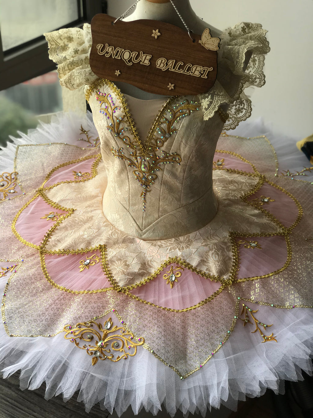 female ballet costume - halter neck tulle ballet tutu 3D dress