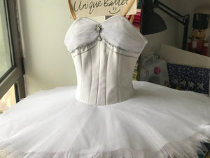 Professional White Ballet Tutu Costume For La Bayadère The Shade Class –  UniqueBallet
